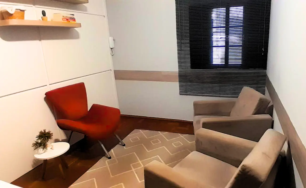 Ambiente do consultório de Rafael Pereira em Bauru